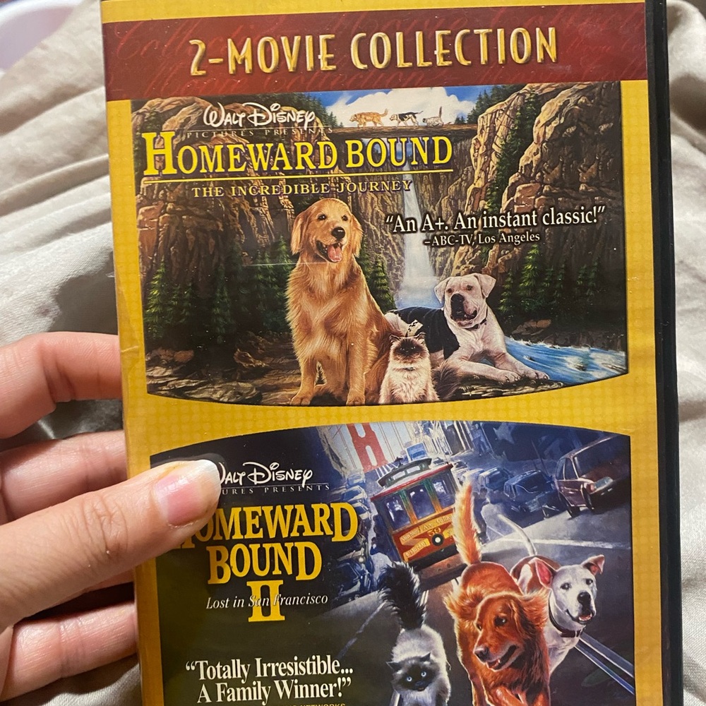 Disney‎ Homeward Bound 2-Movie Collection - Yellow and Brown Cover